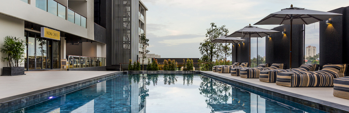 Hotel Ikon , Karon